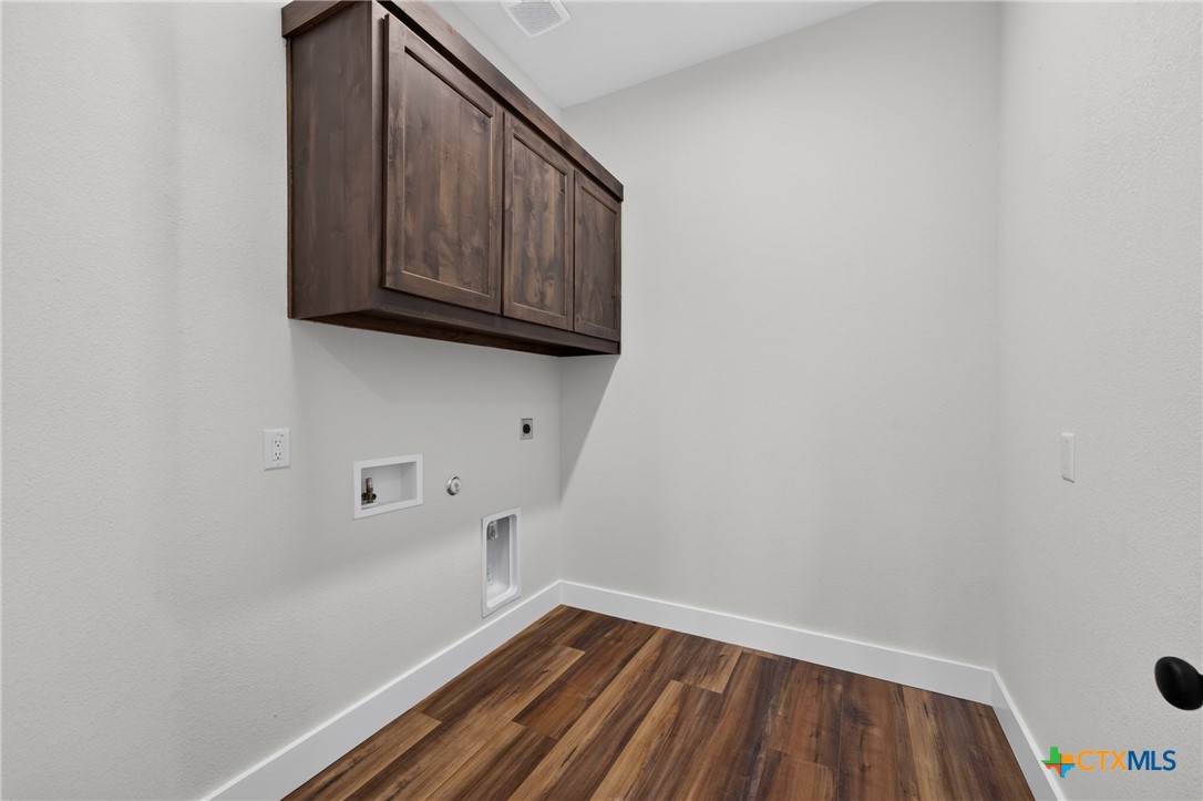 6910 Ben Houston Court Property Photo 22