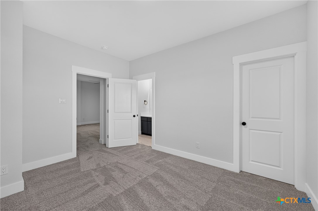6910 Ben Houston Court Property Photo 37