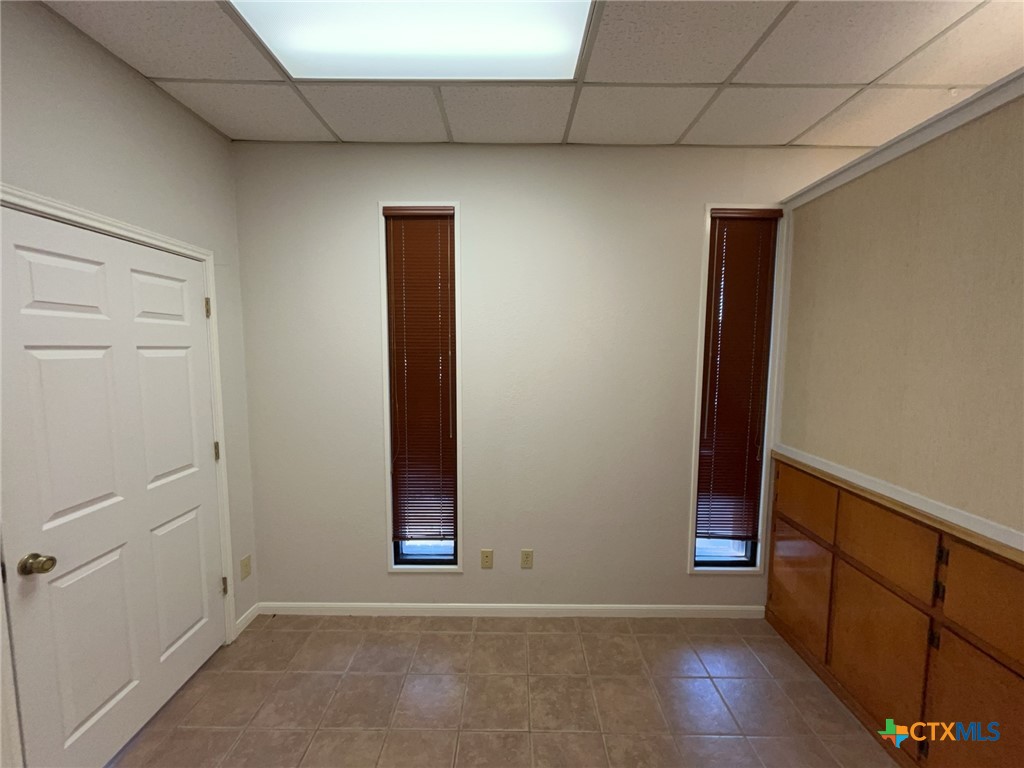 806 S Main Street B Property Photo 11