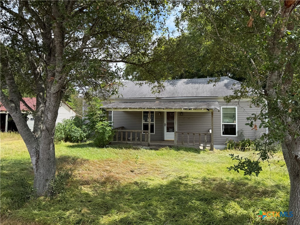 11 Laguna Property Photo 2