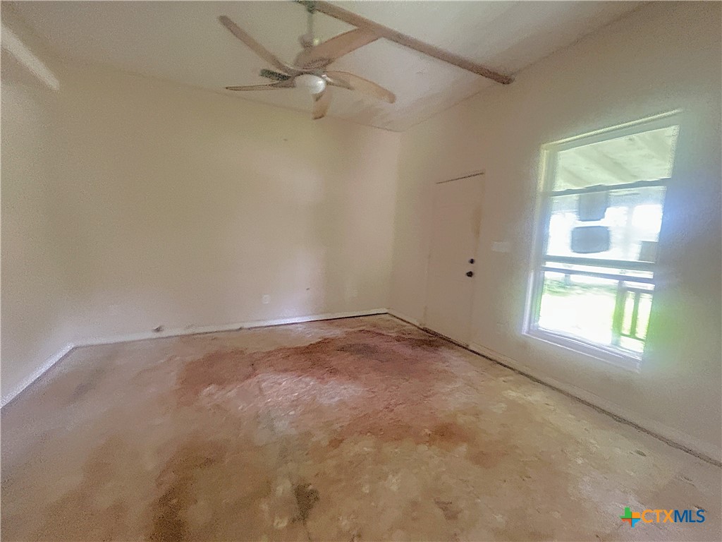 11 Laguna Property Photo 5