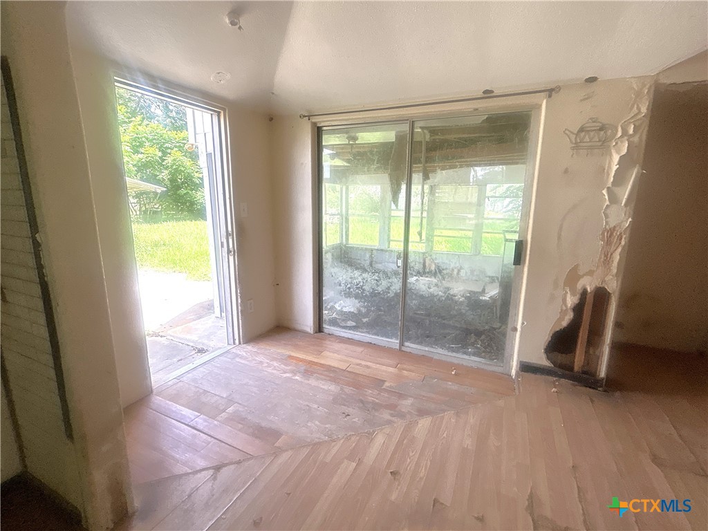 11 Laguna Property Photo 6