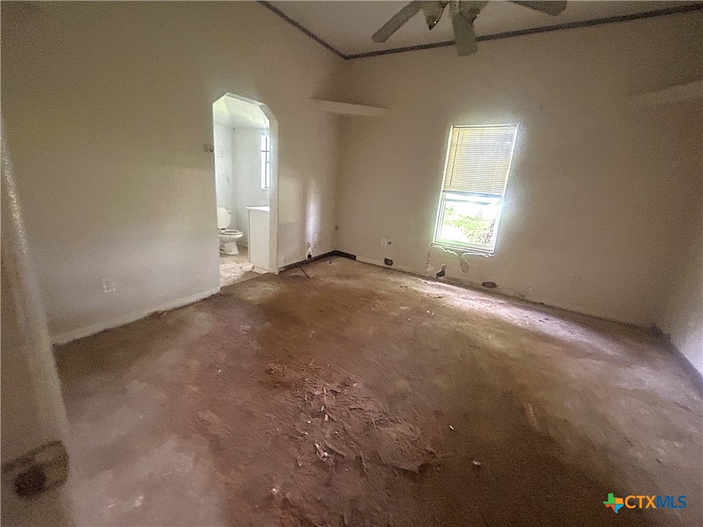 11 Laguna Property Photo 7