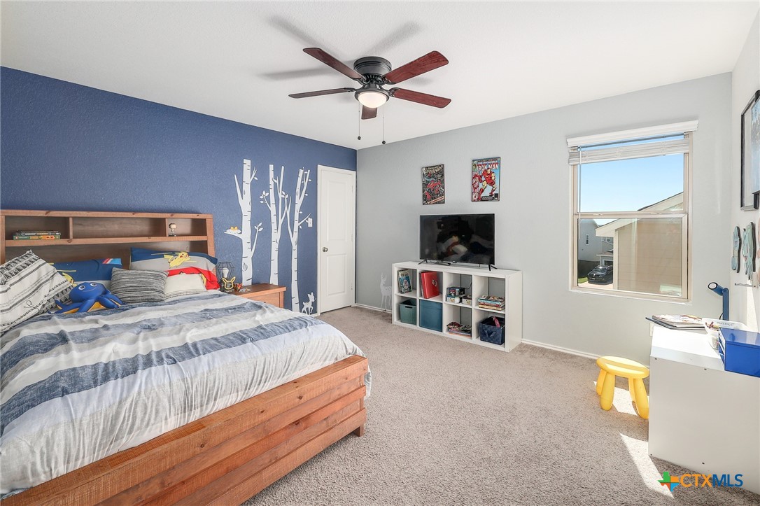735 Circle Way Property Photo 19