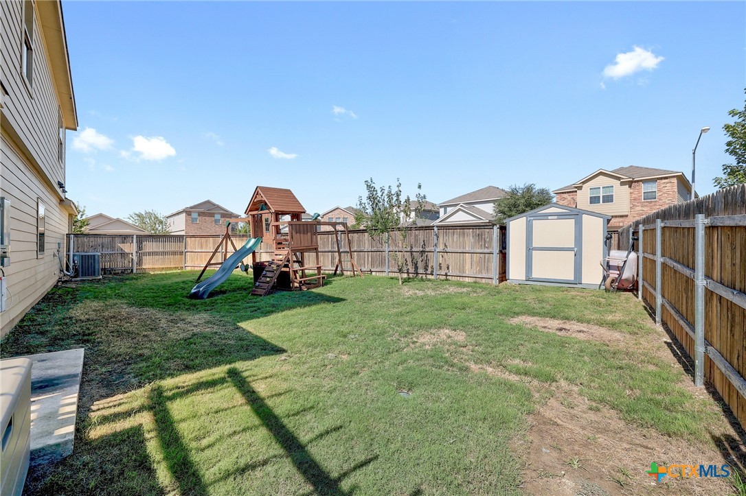 735 Circle Way Property Photo 28