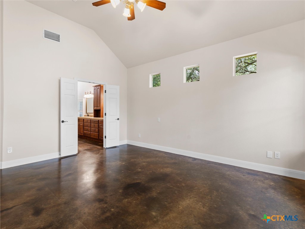 423 Elmwood Drive Property Photo 23