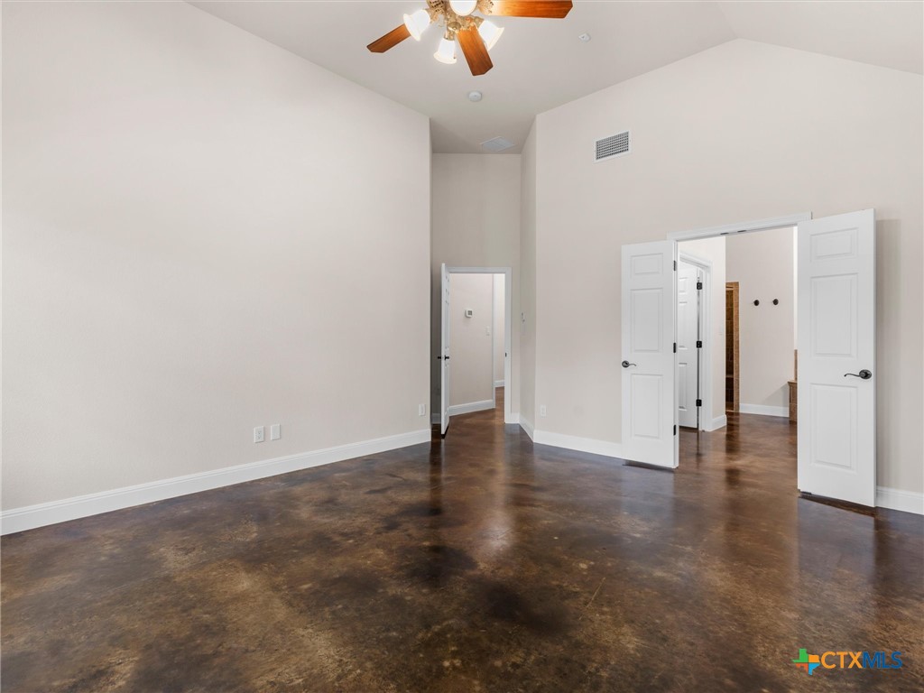 423 Elmwood Drive Property Photo 25