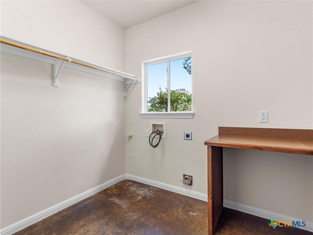 423 Elmwood Drive Property Photo 40