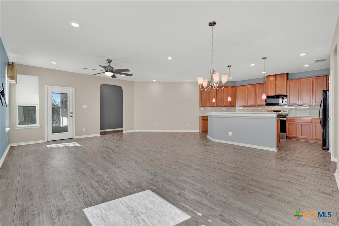 2071 Wind Chime Way Property Photo 8