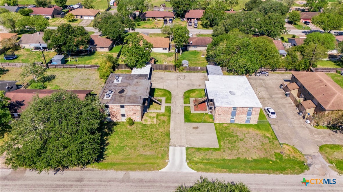 905 Simpson Road Property Photo 3