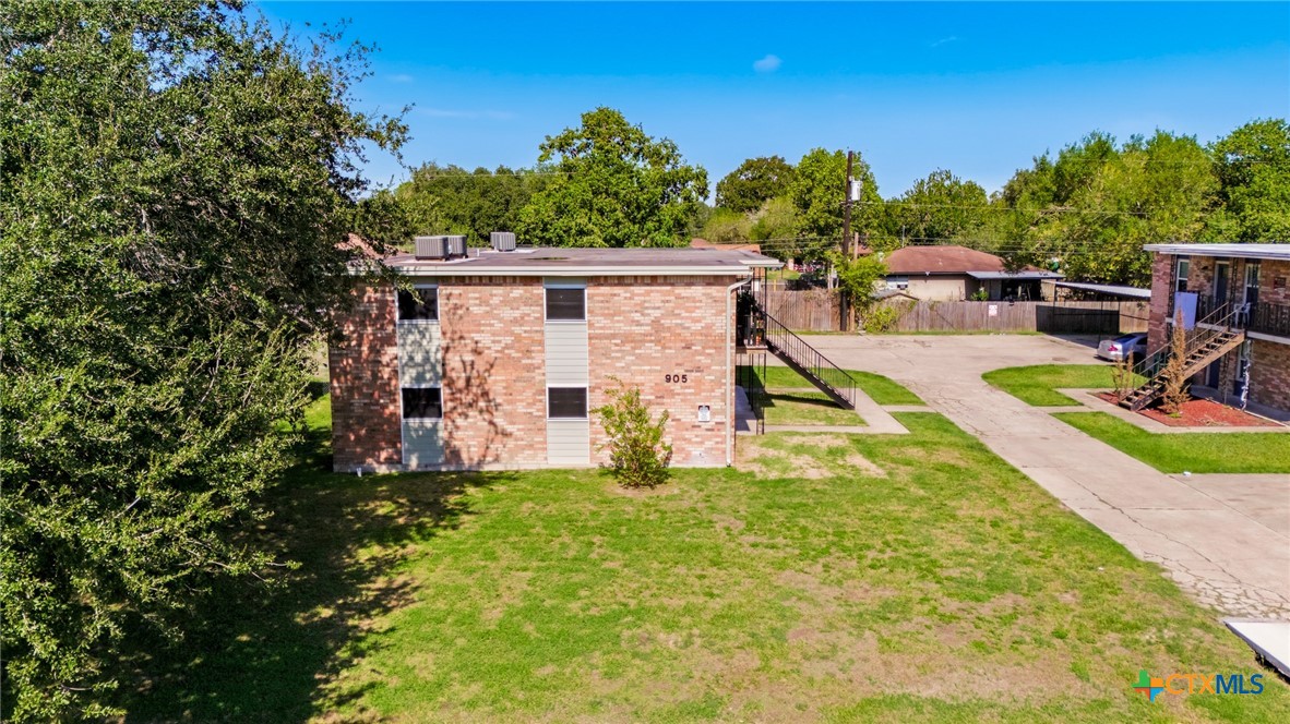 905 Simpson Road Property Photo 8