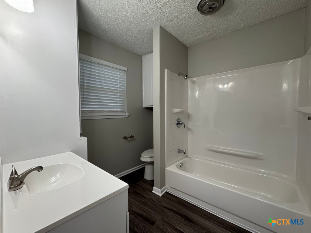 905 Simpson Road Property Photo 18