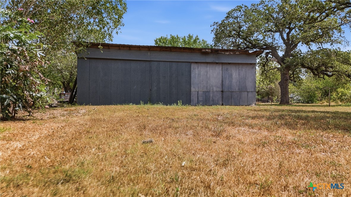 1602 Water (us Hwy 183 Bypass) Street Property Photo 15