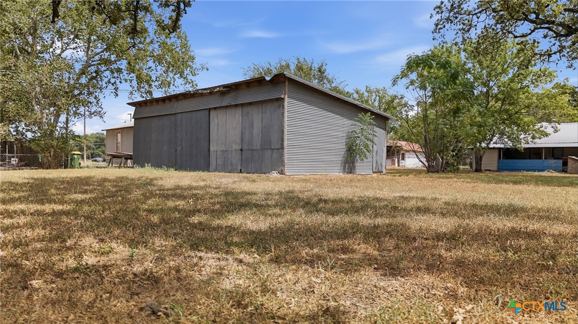 1602 Water (us Hwy 183 Bypass) Street Property Photo 16