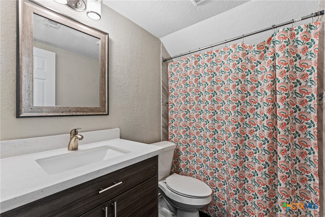 128 E Johnson Street Property Photo 19