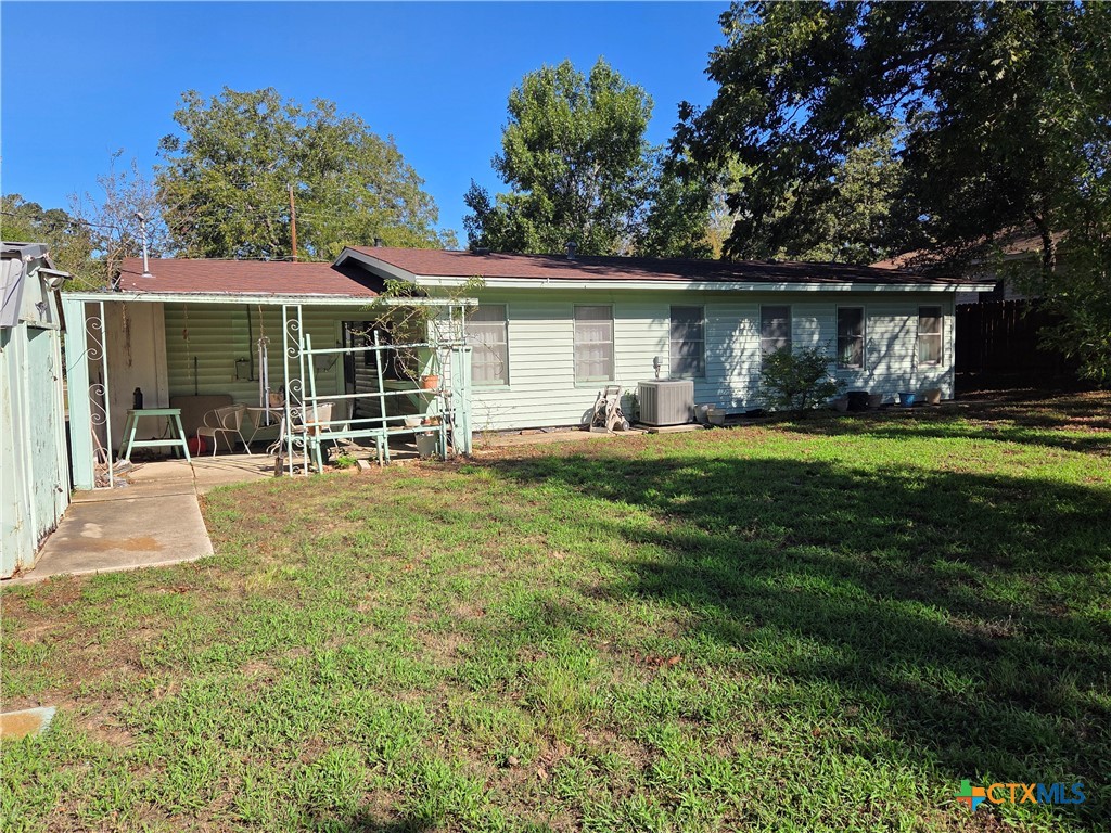 403 Hazel Property Photo 7