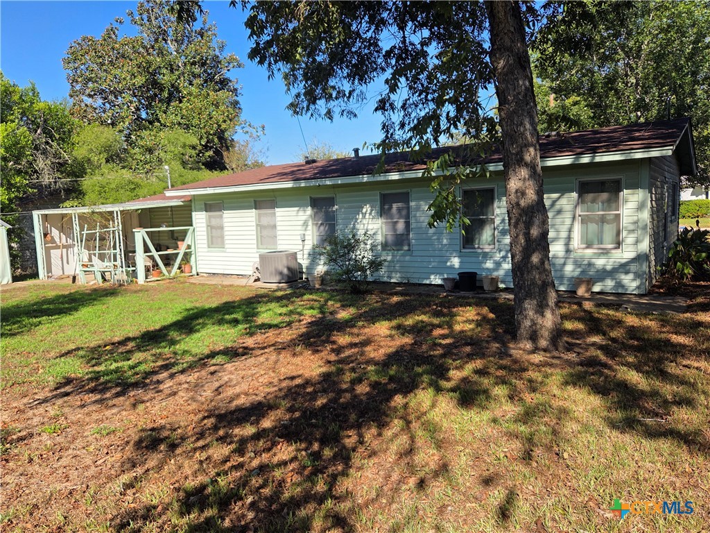 403 Hazel Property Photo 10