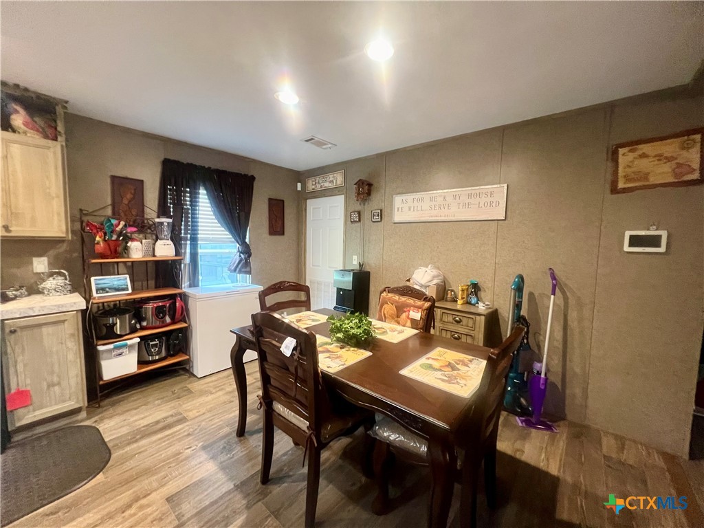 302 Antioch Street Property Photo 7