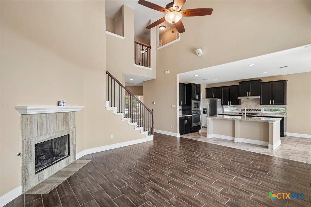1086 Boulder Run Property Photo 7