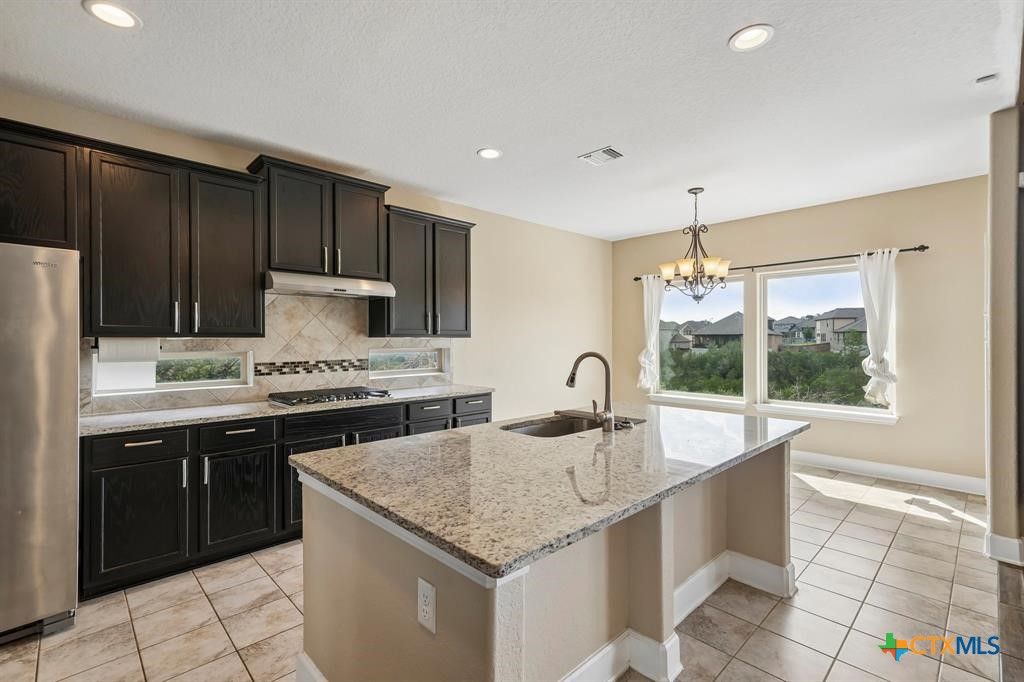 1086 Boulder Run Property Photo 9