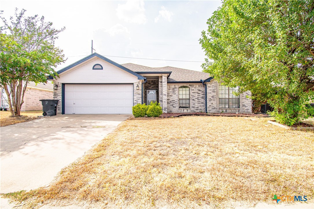 4507 Hitchrock Drive Property Photo 1