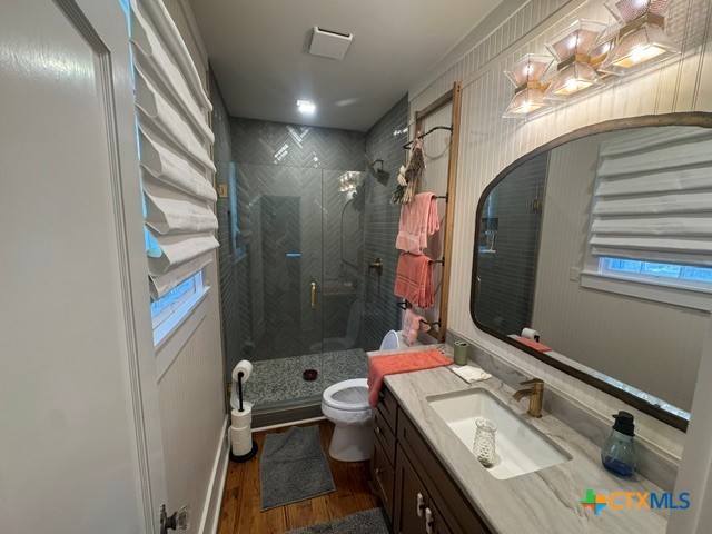 213 W Broadway Street Property Photo 14