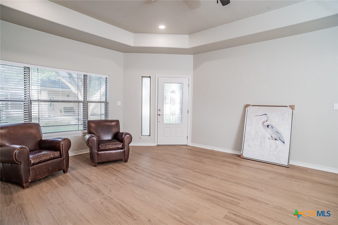 526 Blue Heron Lane Property Photo 4