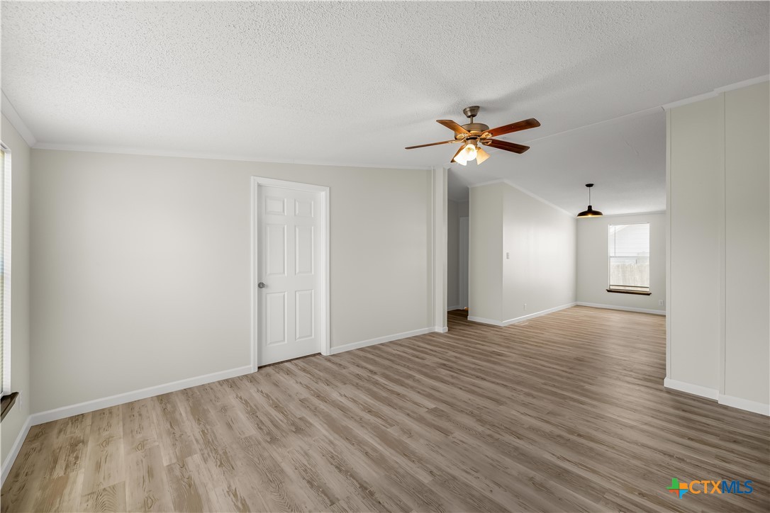 811 E Mesquite Lane Property Photo 8