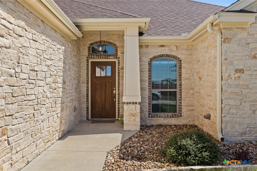 13613 Acqua Drive Property Photo 5