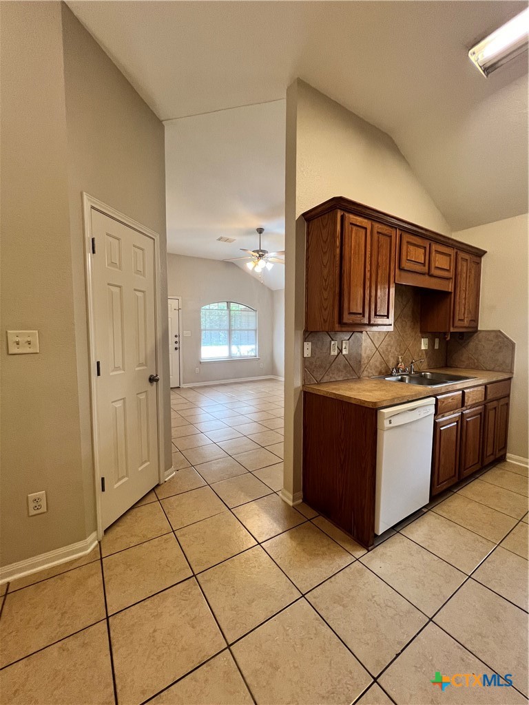 523 Olaf Drive A Property Photo 6