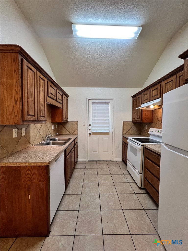 523 Olaf Drive A Property Photo 7