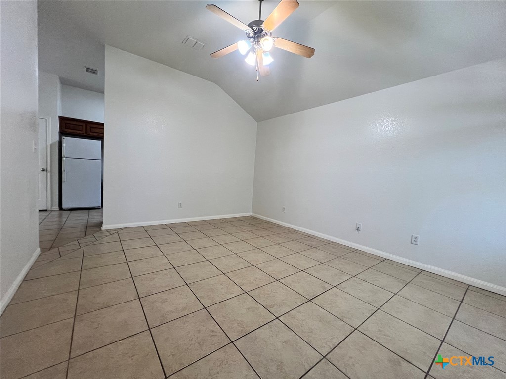 523 Olaf Drive B Property Photo 6