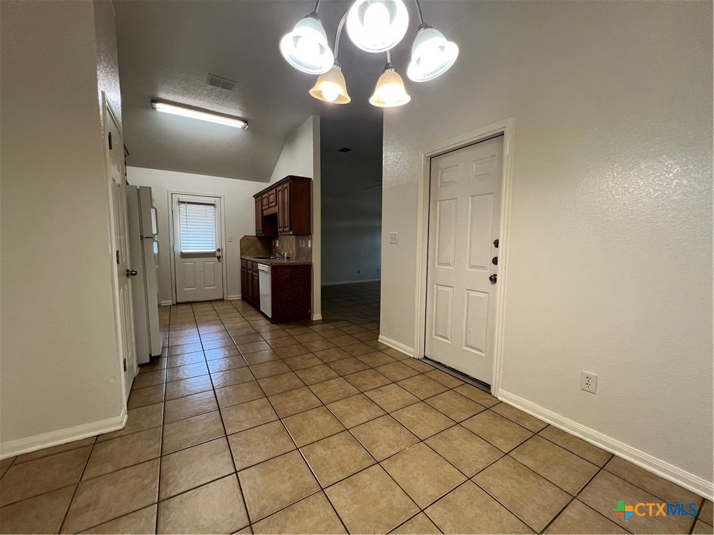 523 Olaf Drive B Property Photo 11