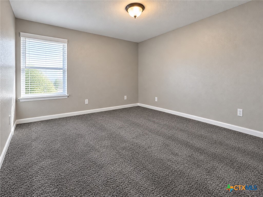 523 Olaf Drive B Property Photo 15