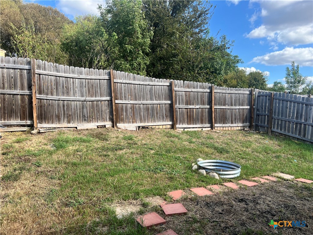 523 Olaf Drive B Property Photo 20