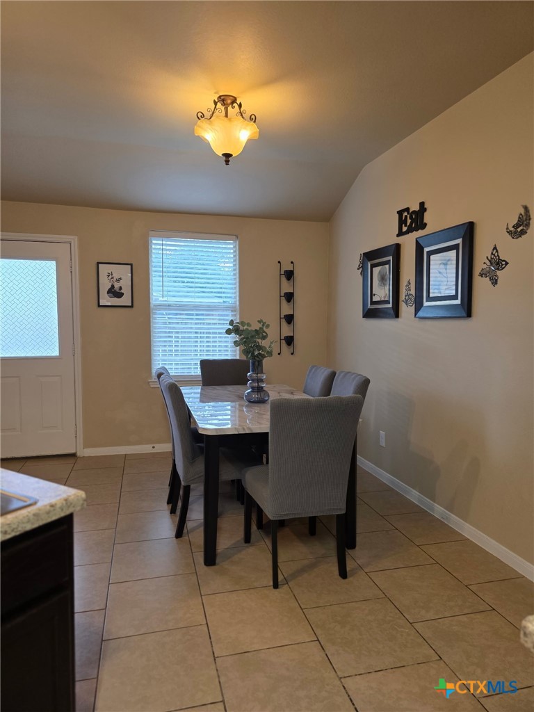 1401 Loyal Lane A Property Photo 10