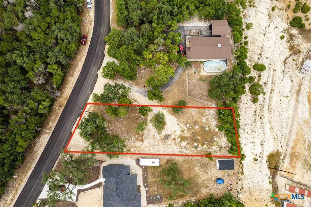 807 Scenic Hills Drive Property Photo 3