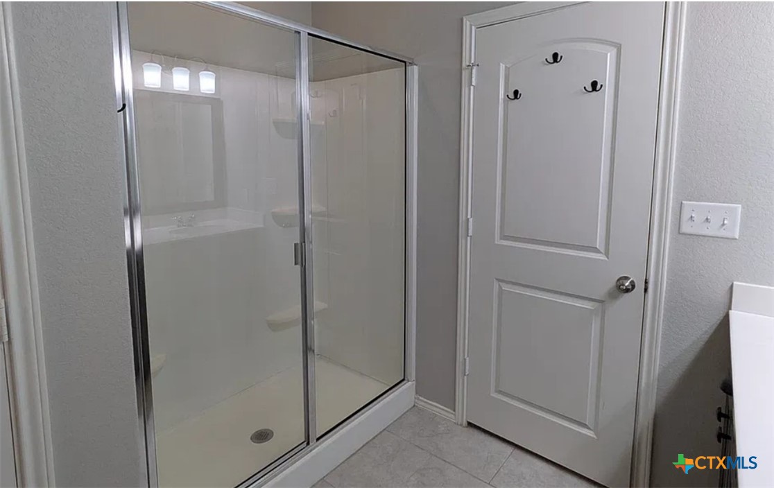 662 Rusty Gate Way Property Photo 7