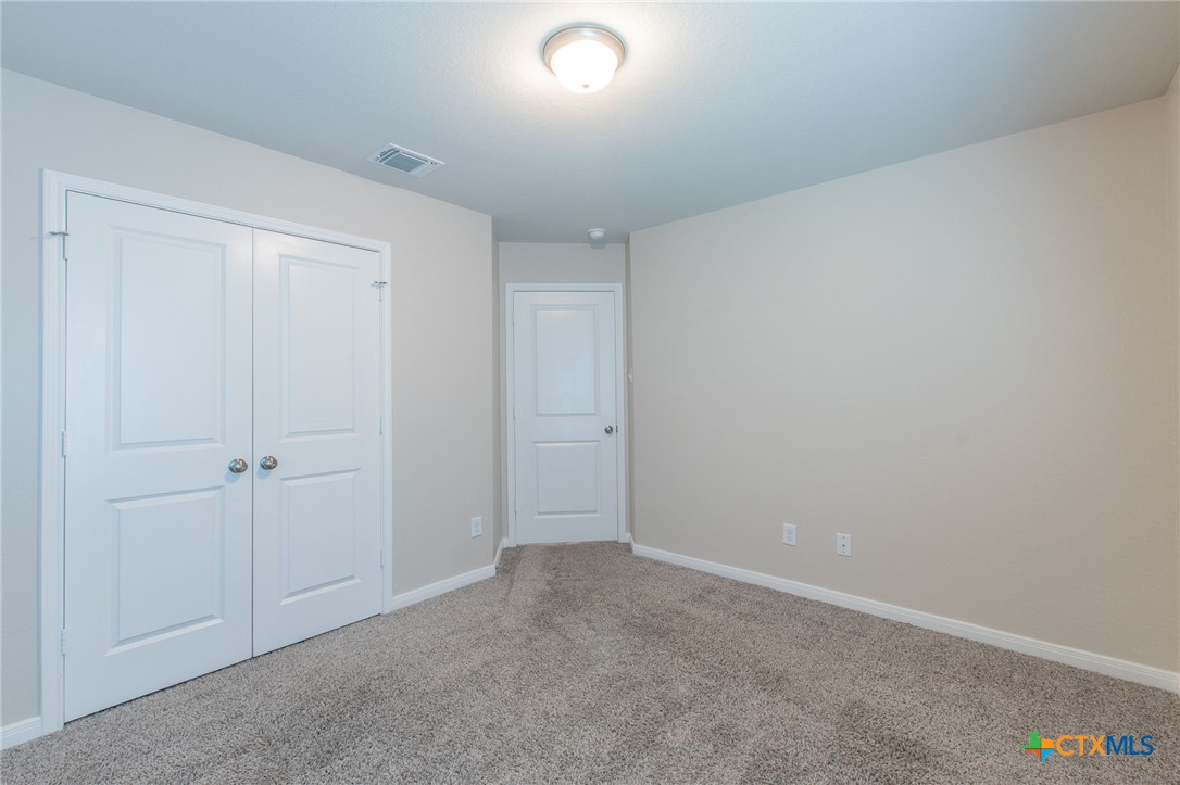 5072 Dickinson Loop Property Photo 18