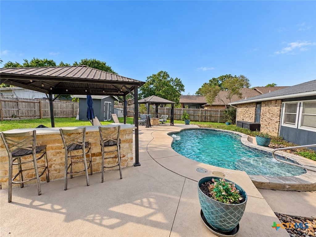 1250 Hollyhock Lane Property Photo 1