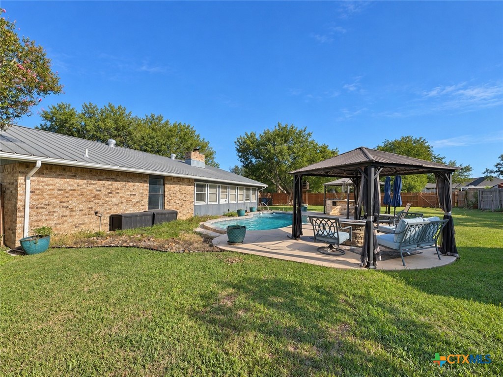 1250 Hollyhock Lane Property Photo 8