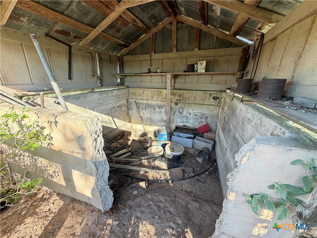 1665 Garrett Road Property Photo 17