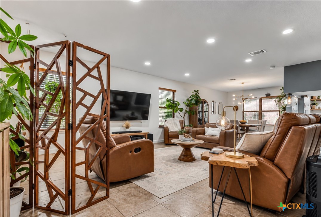8516 Sage Meadow Drive Property Photo 4