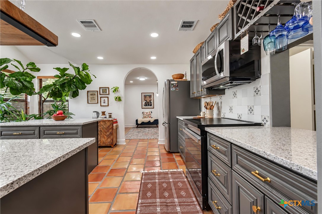 8516 Sage Meadow Drive Property Photo 11