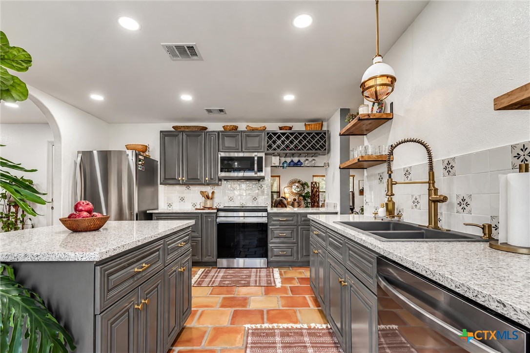 8516 Sage Meadow Drive Property Photo 17