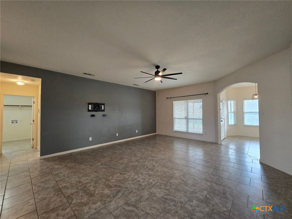 3207 Briscoe Drive Property Photo 8