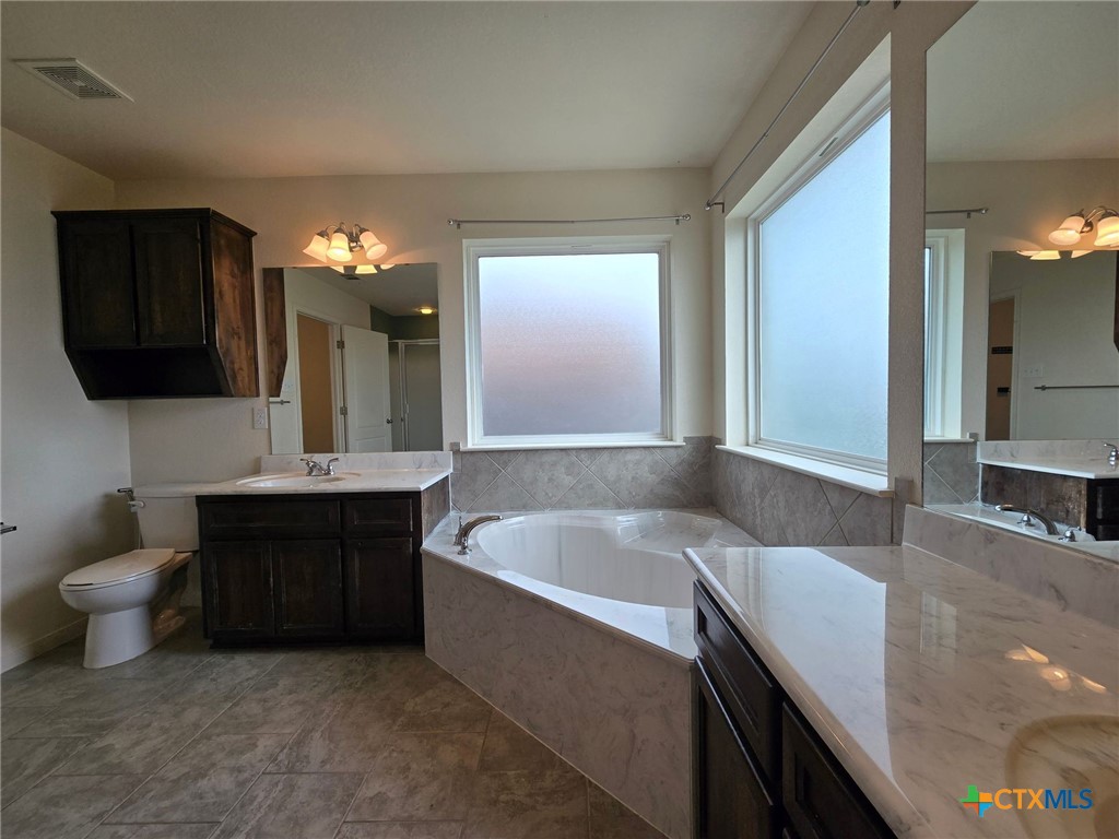 3207 Briscoe Drive Property Photo 13