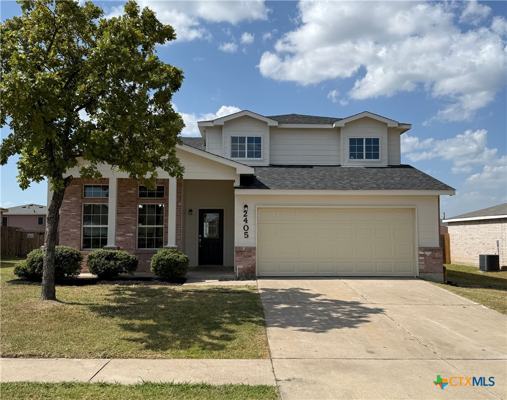 2405 Eppinette Drive Property Photo 2