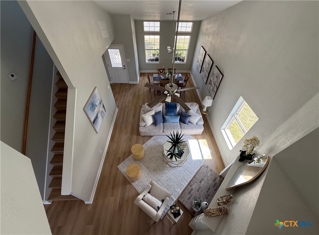 2405 Eppinette Drive Property Photo 6