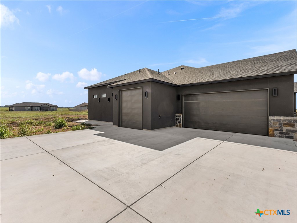 223 Double Creek Loop Property Photo 45